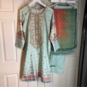Beechtree 3pc suit mint green and pink custom stitch size Medium